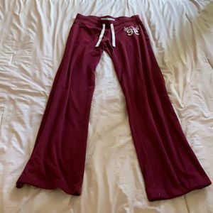 2000’s VINTAGE ABERCROMBIE burgundy sweatpants